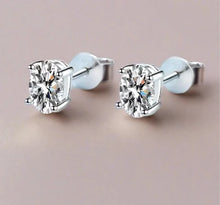 Load image into Gallery viewer, 925 Moissanite Stud Earrings
